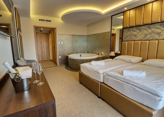 Park Hotel 3*