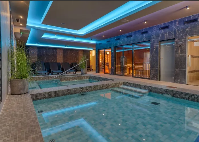 Park Hotel 3*